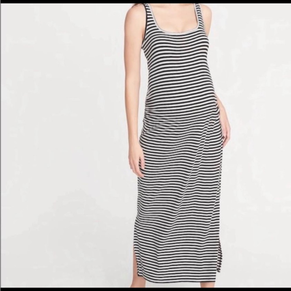 Old Navy Maternity Maxi Dress